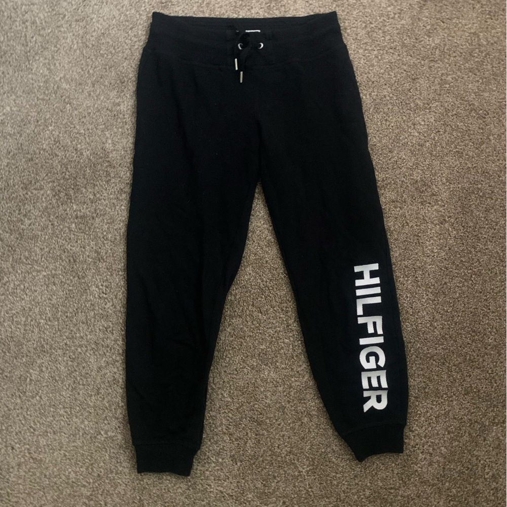 Black Tommy Hilfiger jogger sweatpants